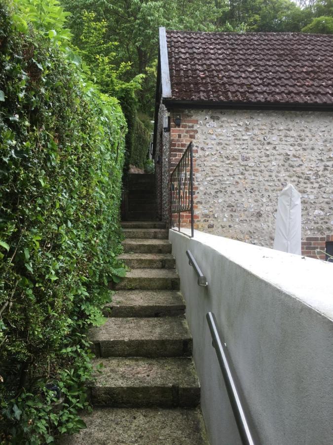 The Grooms Loft Self Contained Apartment Milton Abbas Εξωτερικό φωτογραφία