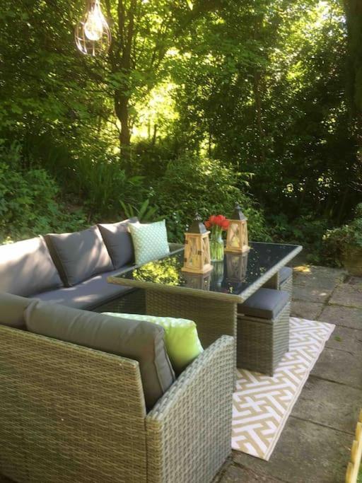 The Grooms Loft Self Contained Apartment Milton Abbas Εξωτερικό φωτογραφία