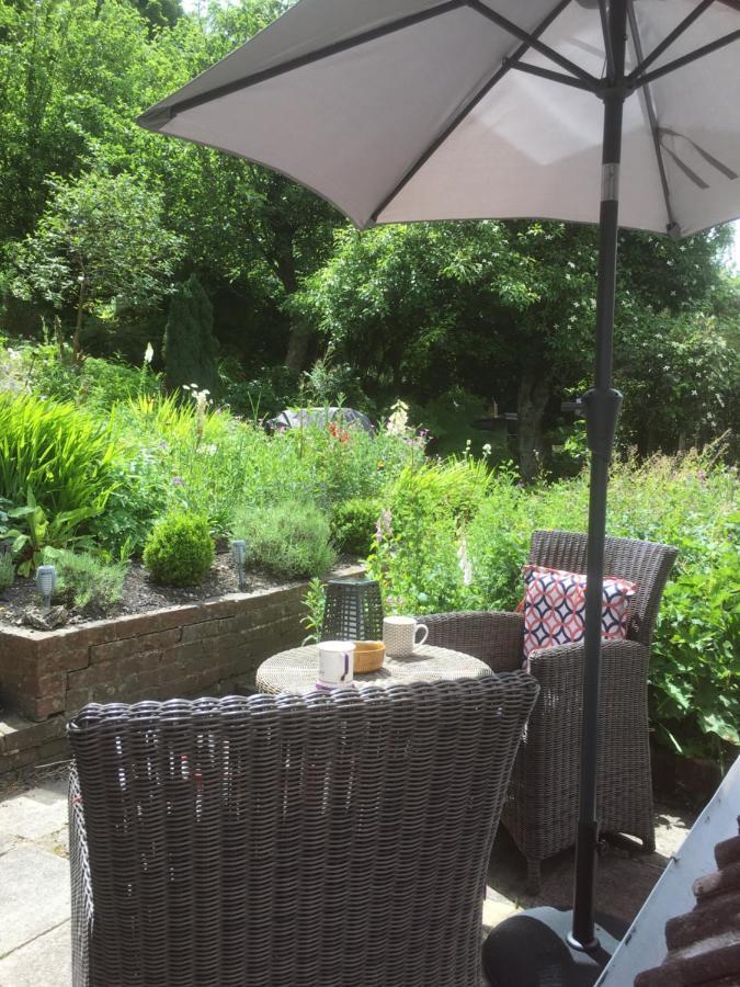 The Grooms Loft Self Contained Apartment Milton Abbas Εξωτερικό φωτογραφία
