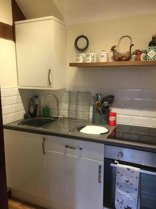 The Grooms Loft Self Contained Apartment Milton Abbas Εξωτερικό φωτογραφία