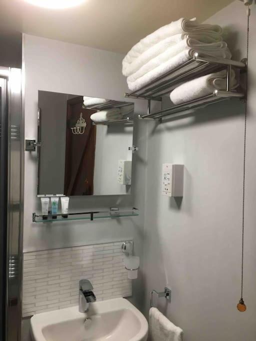 The Grooms Loft Self Contained Apartment Milton Abbas Εξωτερικό φωτογραφία