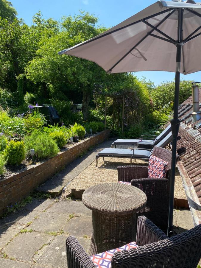 The Grooms Loft Self Contained Apartment Milton Abbas Εξωτερικό φωτογραφία